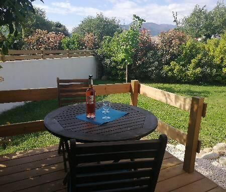 Appartement De Vacances A La Campagne Saint-Jean-Pla-de-Corts Bagian luar foto