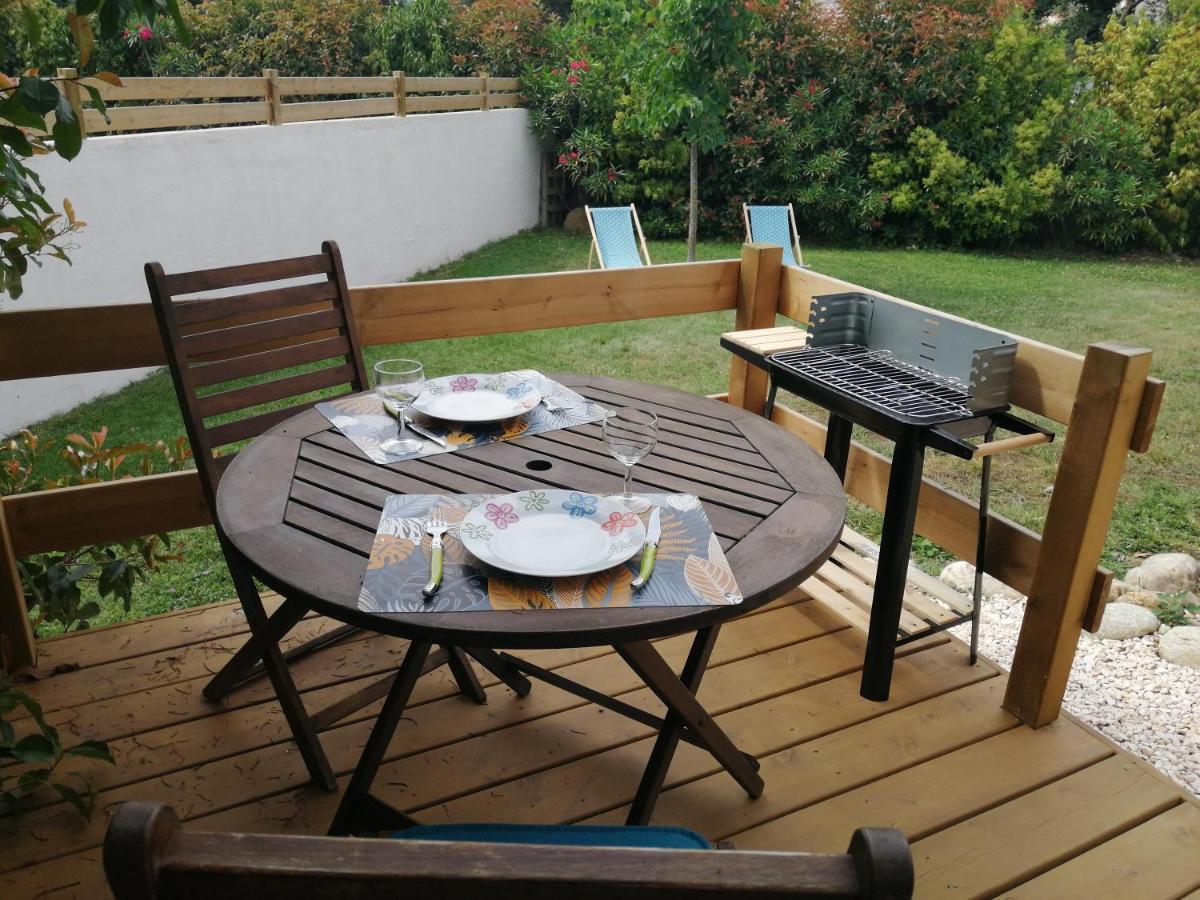 Appartement De Vacances A La Campagne Saint-Jean-Pla-de-Corts Bagian luar foto